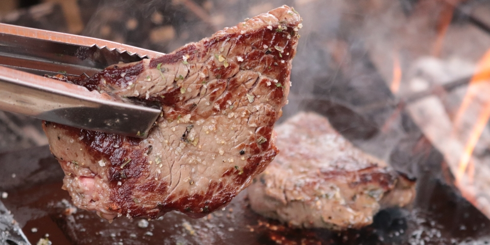 お花見バーベキューにおすすめの簡単お肉料理をご紹介